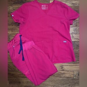 Figs Ultra Rose Scrub Set